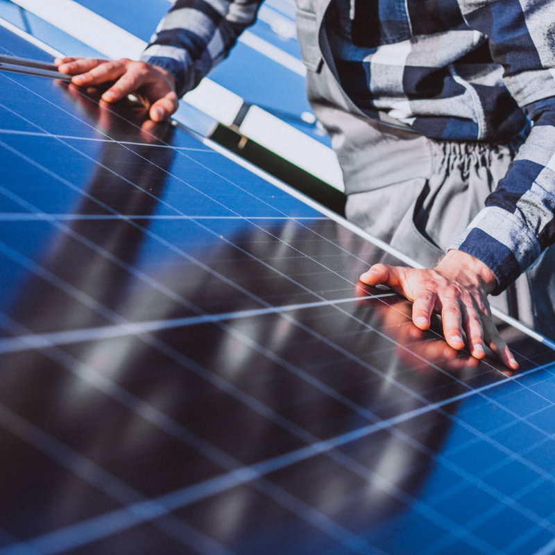 Impianto fotovoltaico installato su una copertura in Valsabbia