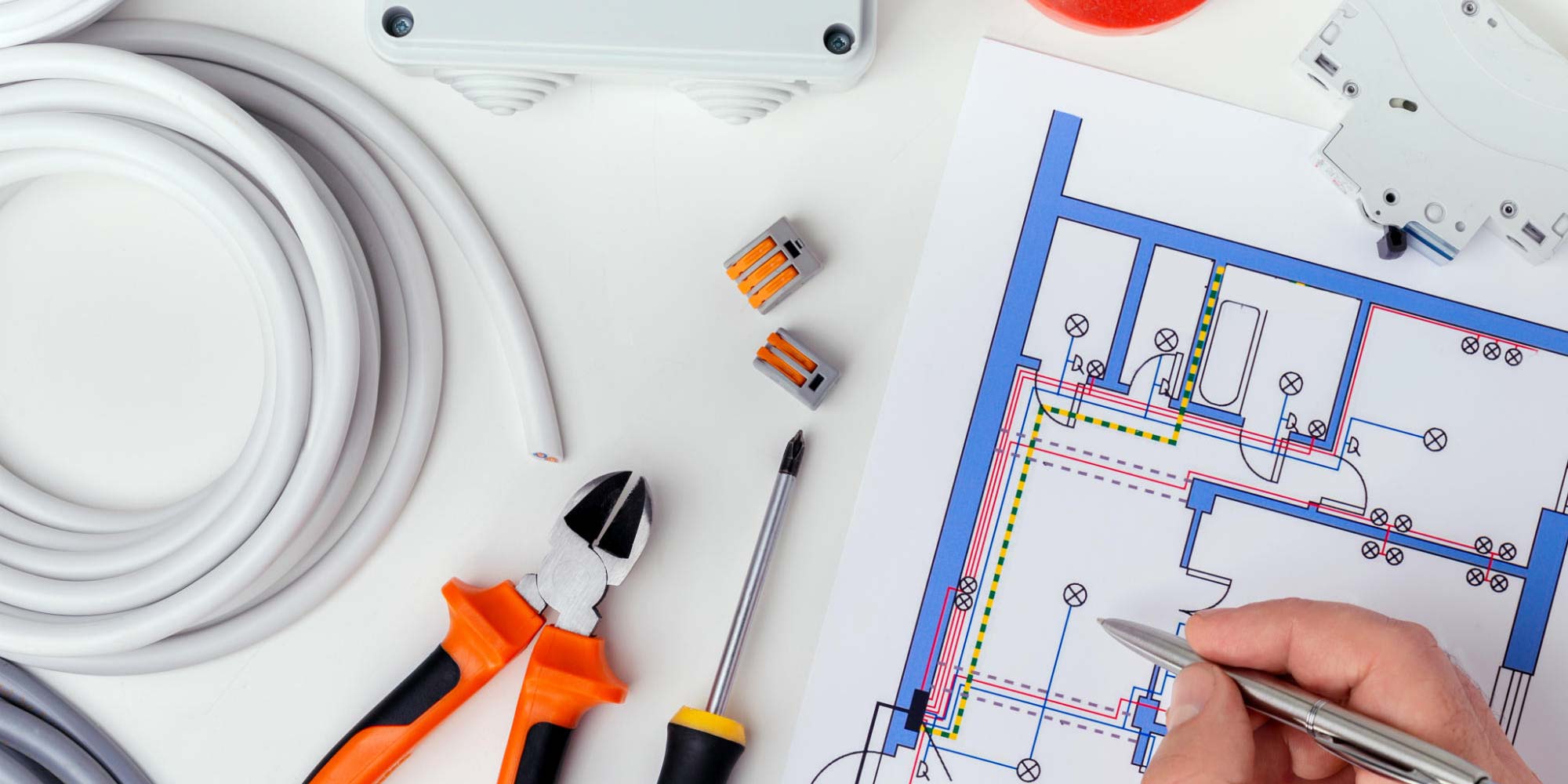 Impianti elettrici civili e industriali realizzati da Elettro GS Service